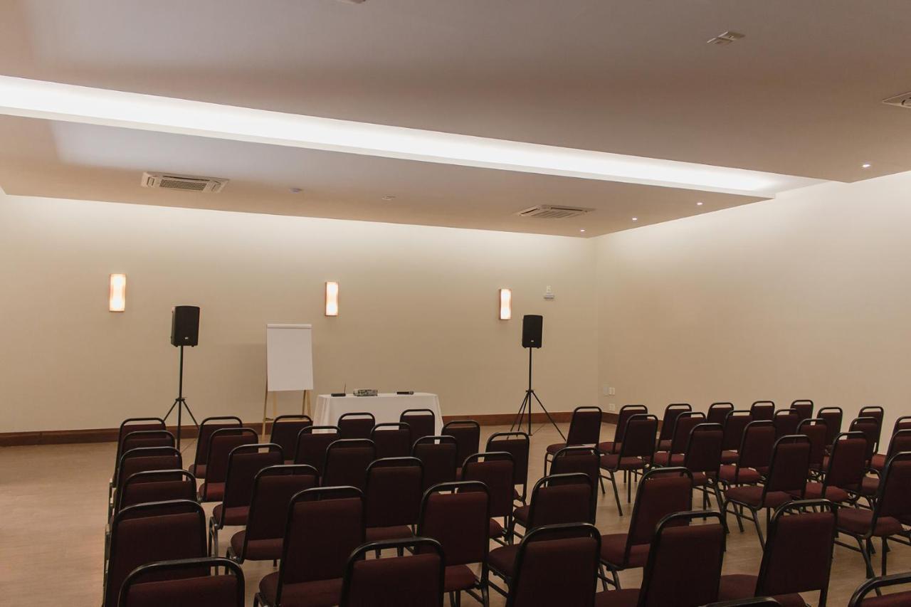 Carmel Cumbuco Resort Εξωτερικό φωτογραφία The interior of the conference room
